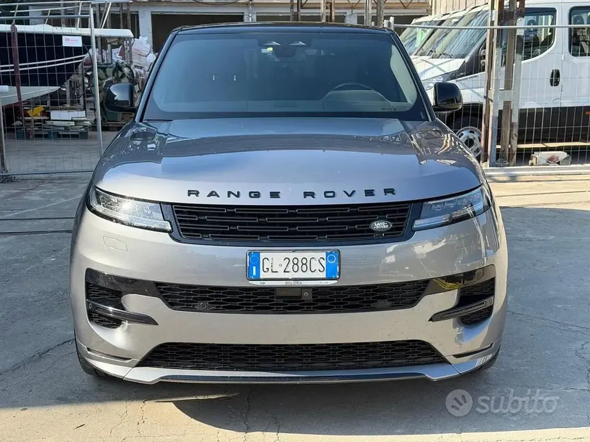 Usata Land Rover Range Rover Sport HSE Dynamic 249 CV (183 kW) 2023 Grigio SUV