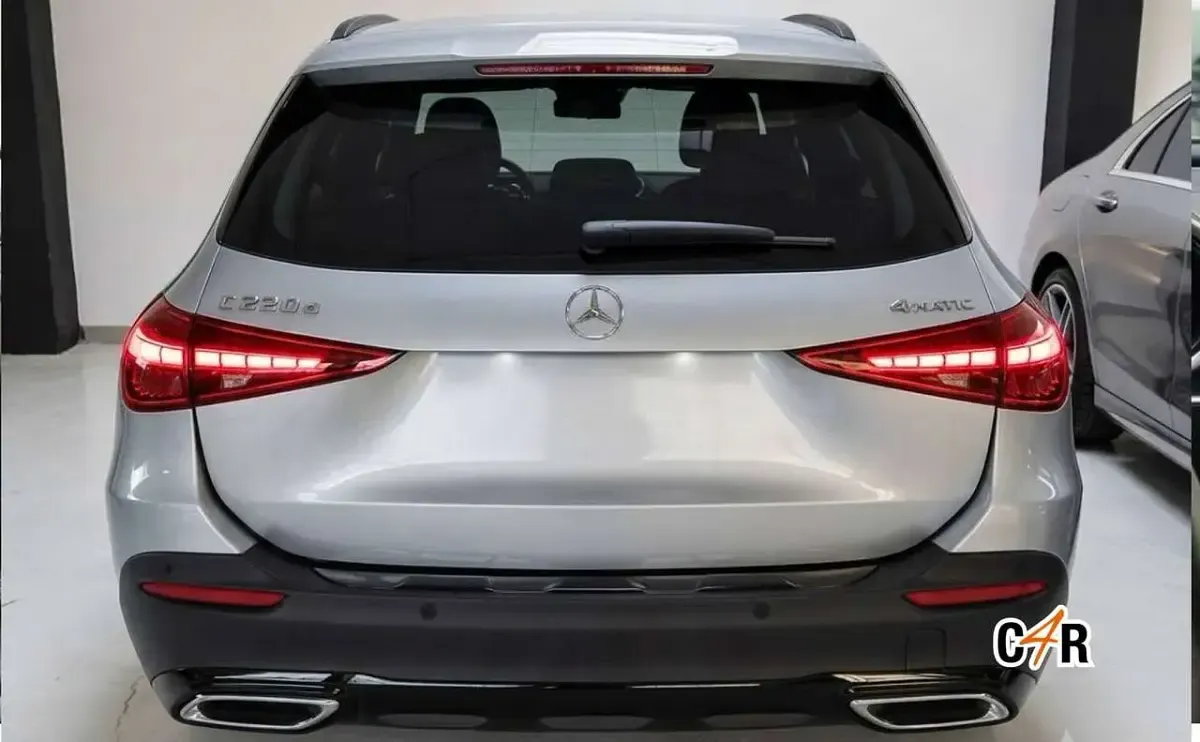 Usata Mercedes C220 Premium 200 CV (147 kW) 2022 Grigio Station wagon