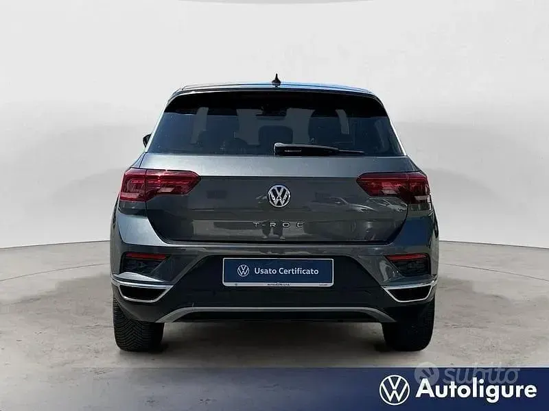 Usata VW T-Roc Advance 116 CV (85 kW) 2019 Grigio SUV