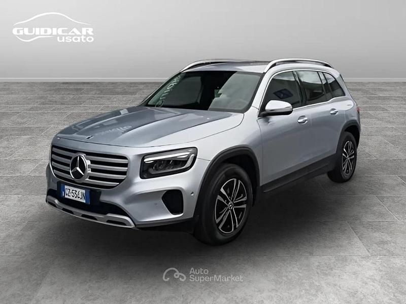 Usata Mercedes GLB180 Advanced 116 CV (85 kW) 2025 Argento SUV