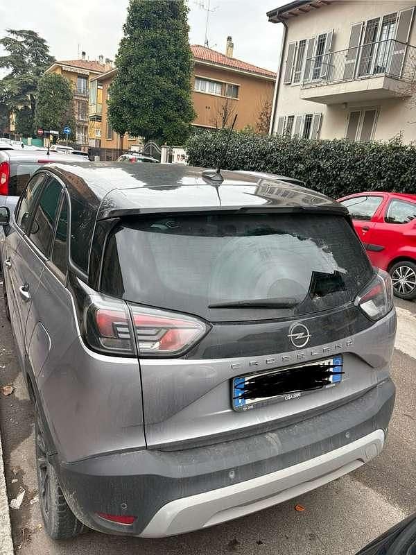 Usata Opel Crossland Design Edition 110 CV (80 kW) 2021 Argento SUV