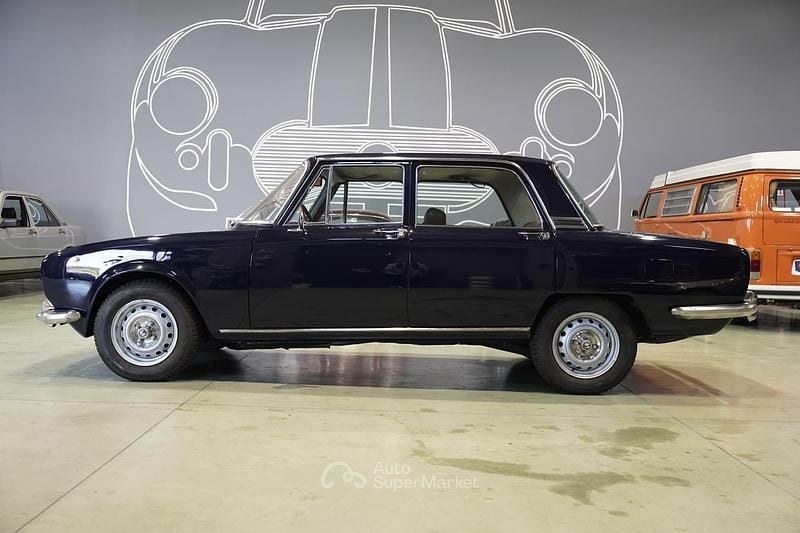 Usata Alfa Romeo Giulia Ti 131 CV (96 kW) 1972 Blu diplomatico Berlina