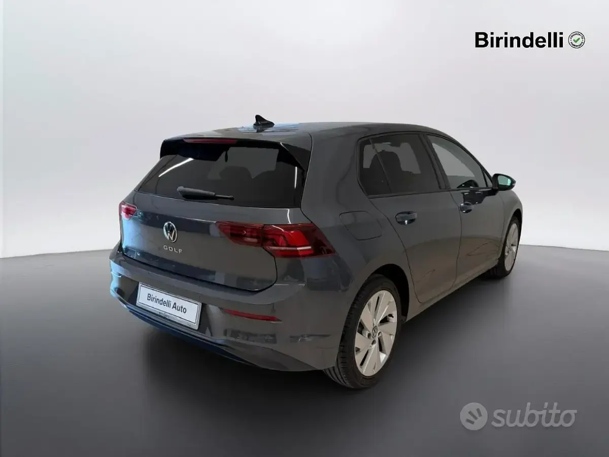 Usata VW Golf 115 CV (84 kW) 2024 Grigio Monovolume