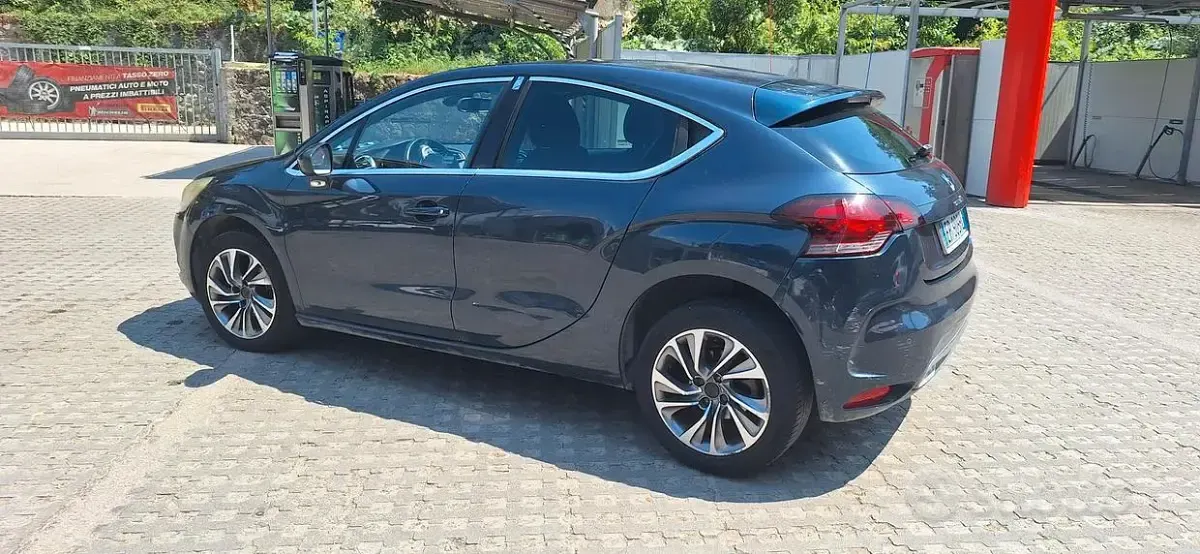 Usata Citroën DS4 111 CV (81 kW) 2011 Utilitaria
