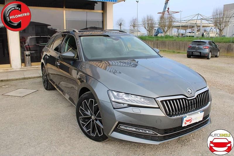 Occasion Skoda Superb LAURIN & KLEMENT 200 ch (147 kW) 2022 Gris Break