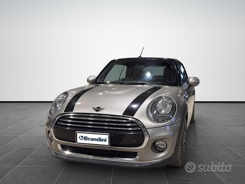 Usata Mini Cooper D Cabriolet 116 CV (85 kW) 2019 Grigio Cabrio