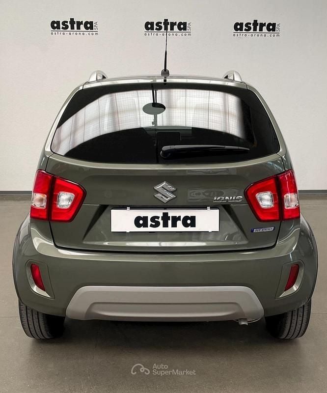Usata Suzuki Ignis 83 CV (61 kW) 2023 Grigio metallizzato SUV