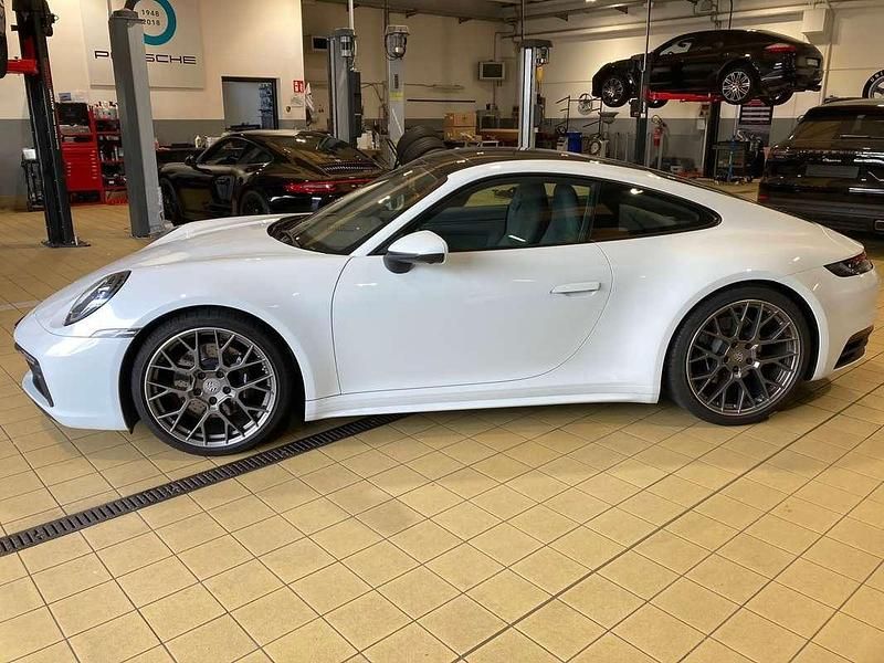 Usata Porsche 992 612 CV (450 kW) 2019