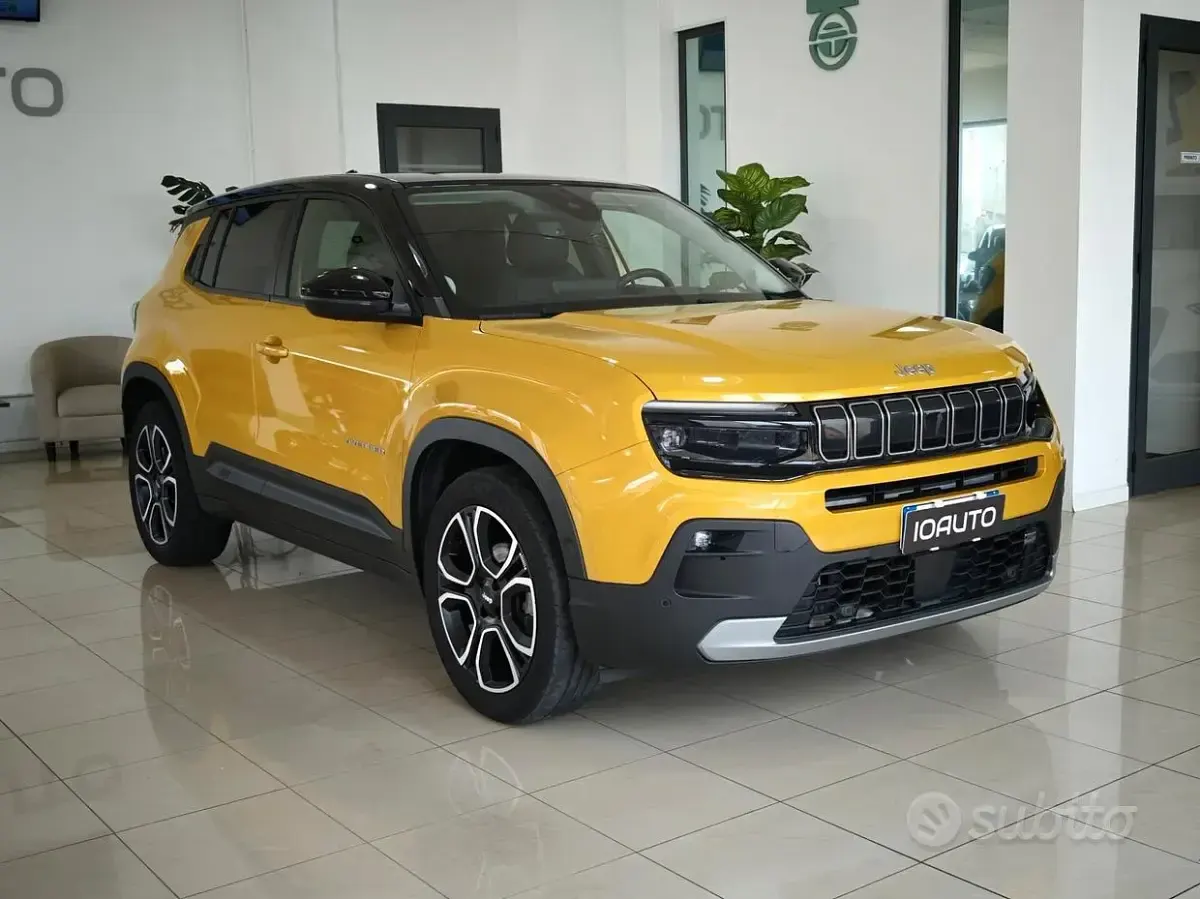 Usado Jeep Avenger Summit 101 CV (74 kW) 2023 Amarillo SUV