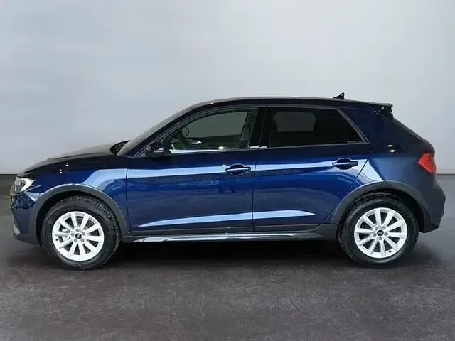 Nuova Audi A1 Business 95 CV (69 kW) 2025 Blu SUV