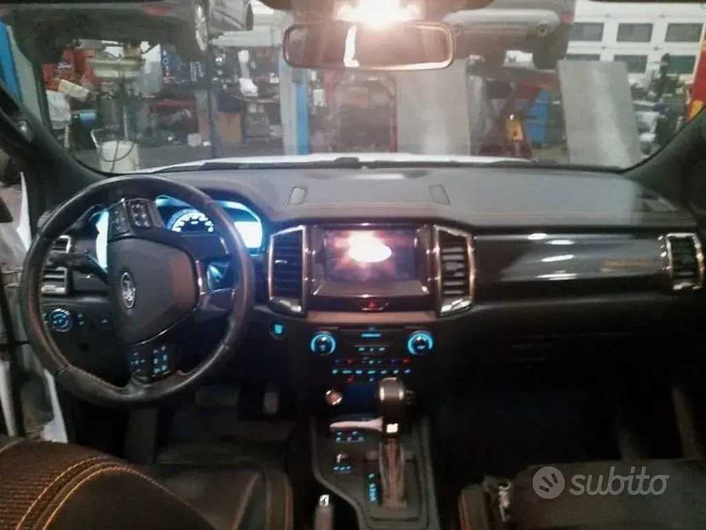 Usata Ford Ranger Wildtrack 213 CV (156 kW) 2021 Bianco Pick-up
