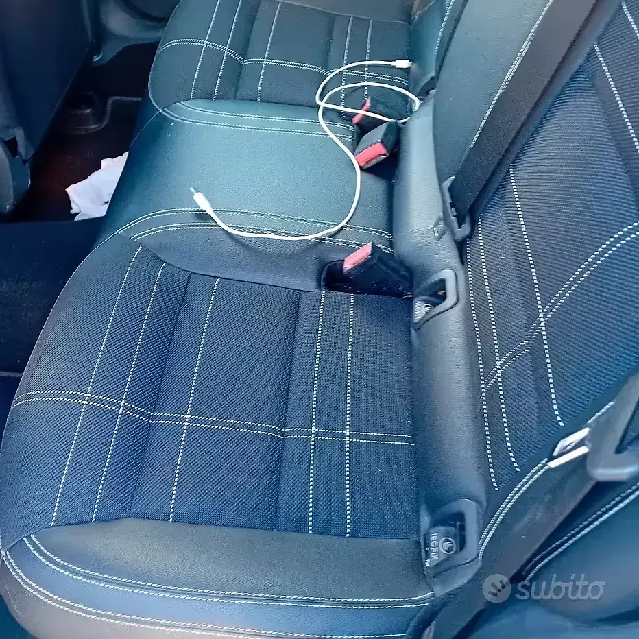 Usata Mercedes A180 109 CV (80 kW) 2014 Bianco Utilitaria
