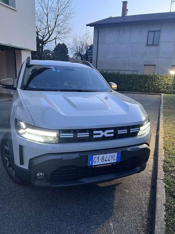 Usata Dacia Duster Extreme 94 CV (69 kW) 2024 Beige SUV