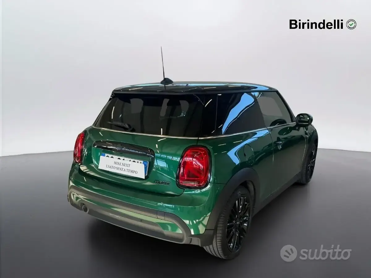Usata Mini Cooper Classic 136 CV (100 kW) 2024 Verde Utilitaria