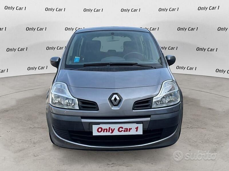 Usata Renault Modus Dynamique 75 CV (55 kW) 2009 Grigio Monovolume