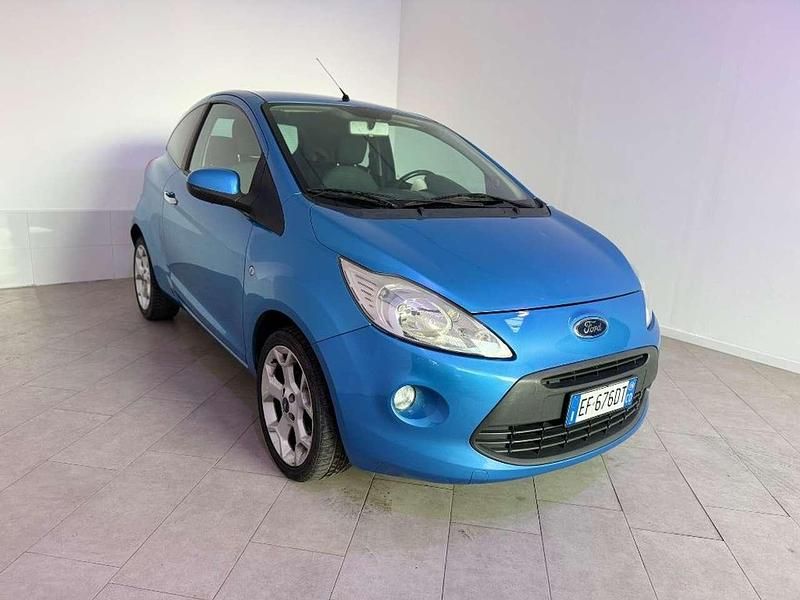 Usata Ford Ka Titanium 69 CV (50 kW) 2011 Azzurro Utilitaria