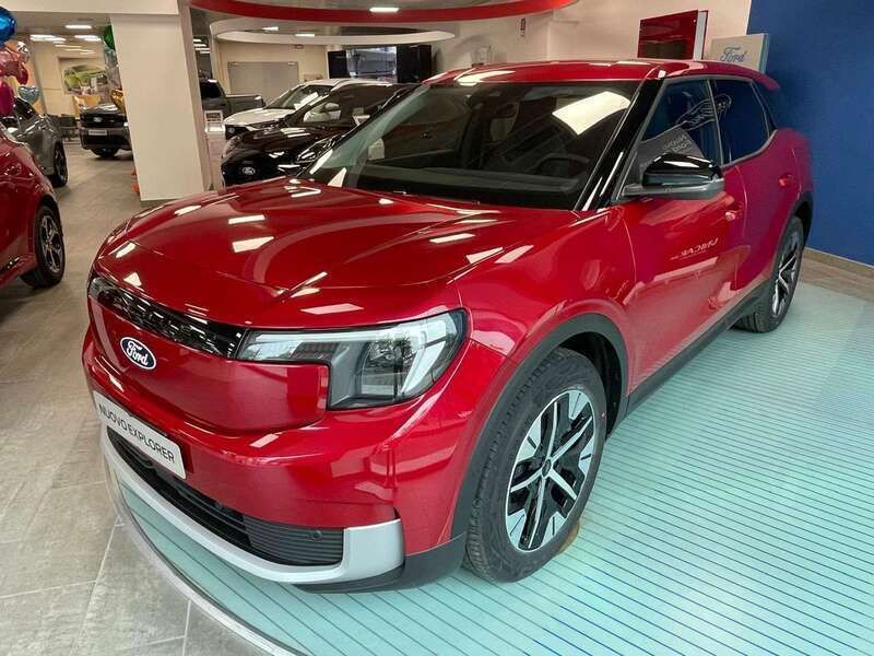 Lucid red Nuova 2025 Ford Explorer Extended Range SUV | 41.250 € (Buon prezzo) - Immagine 1/4
