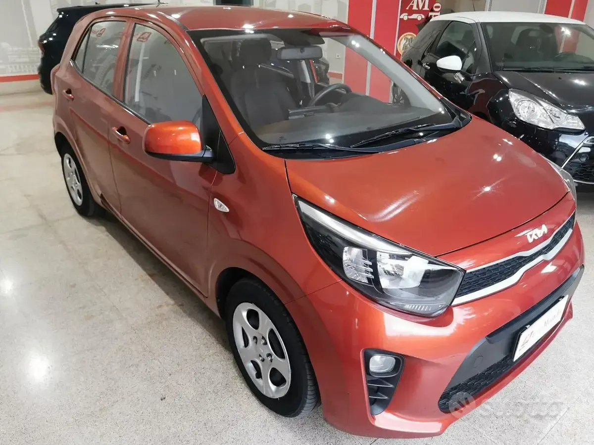 Usata Kia Picanto Urban 67 CV (49 kW) 2023 Arancione Utilitaria