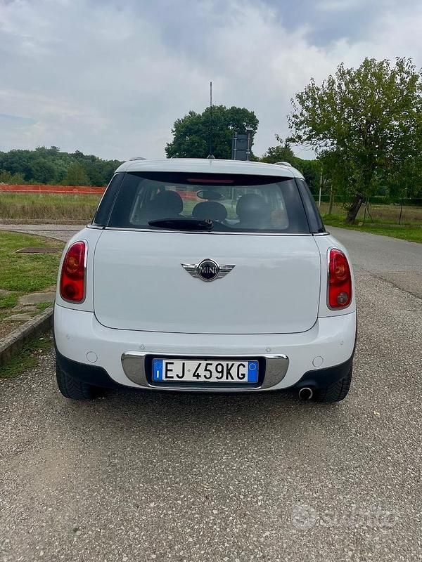 Usata Mini Countryman 90 CV (66 kW) 2011 Bianco SUV