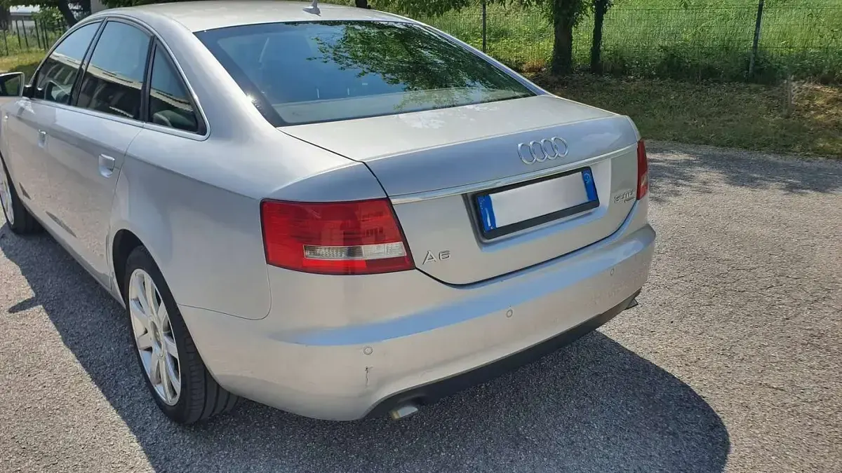 Begagnad Audi A6 Advanced 232 HK (170 kW) 2008 Silver Sedan