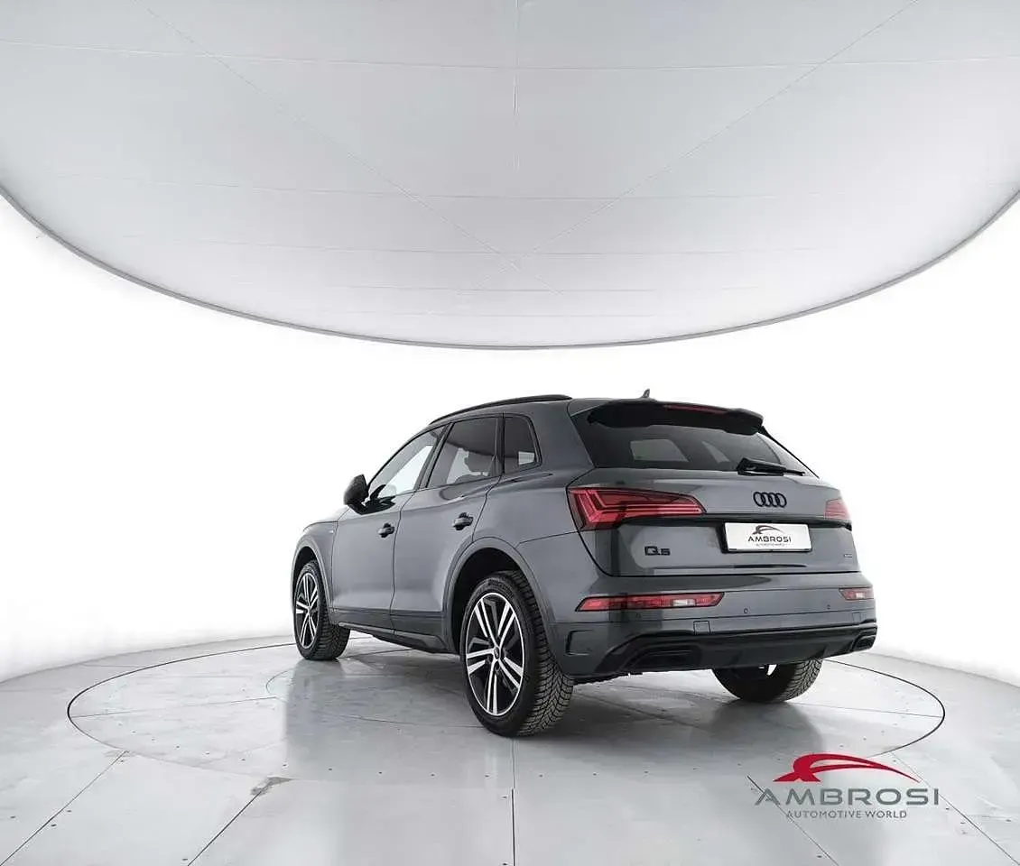 Usata Audi Q5 S-line plus 204 CV (150 kW) 2023 Grigio SUV