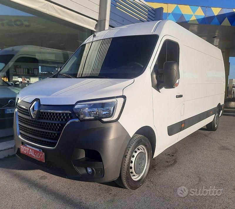 Usata Renault Master 135 CV (99 kW) 2023 Bianco ghiaccio pastello Berlina