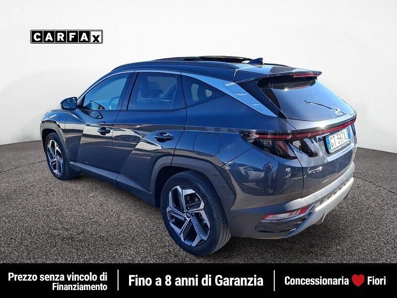 Usata Hyundai Tucson 265 CV (194 kW) 2024 Grigio SUV