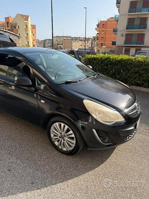 Usata Opel Corsa Sport 2011 Nero Utilitaria