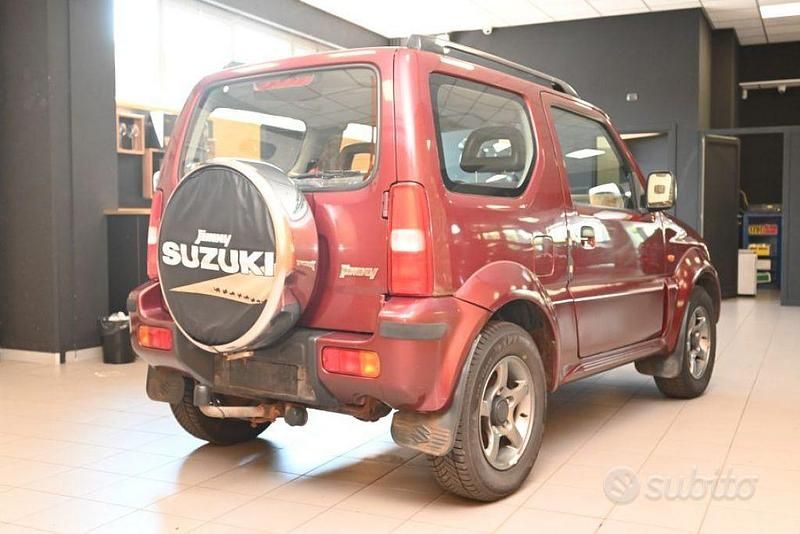 Usata Suzuki Jimny 80 CV (58 kW) 2000 Rosso SUV