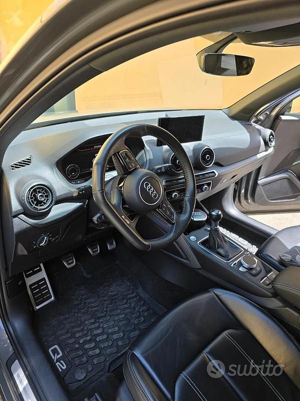 Usata Audi Q2 S-Line 150 CV (110 kW) 2020 Grigio SUV