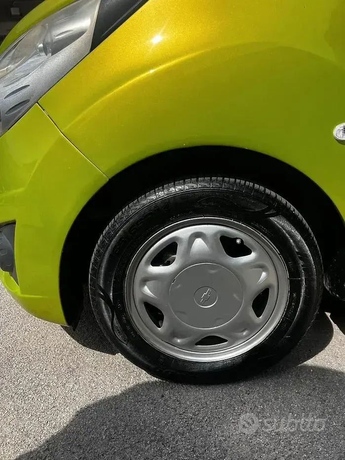 Usata Chevrolet Spark LS 65 CV (47 kW) 2012 Verde Utilitaria