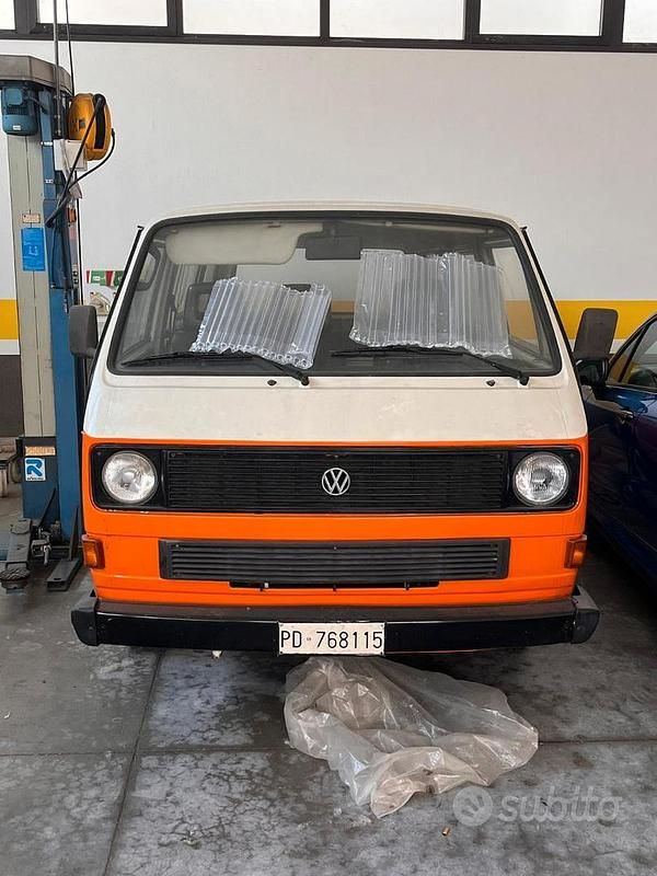Usata 1985 VW Caravelle Monovolume | 10.000 € - Immagine 1/4