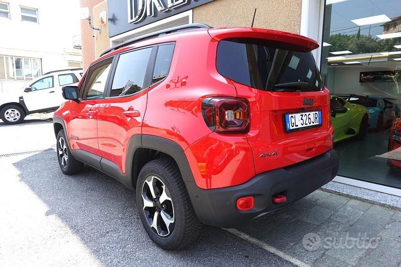 Usata Jeep Renegade Trailhawk 170 CV (125 kW) 2018 Rosso SUV