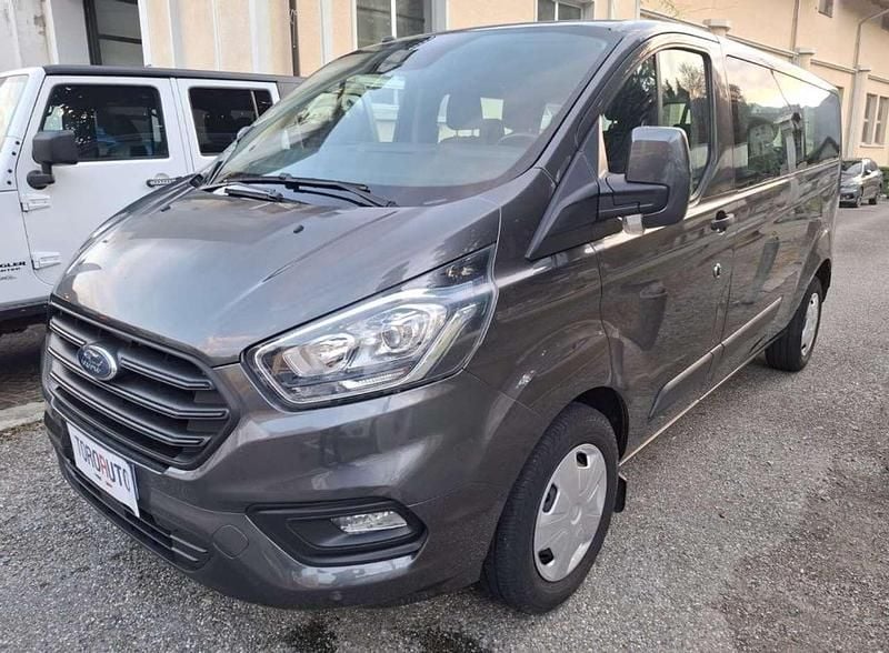 Usata Ford Transit Custom Trend 131 CV (96 kW) 2019 Grigio scuro Station wagon