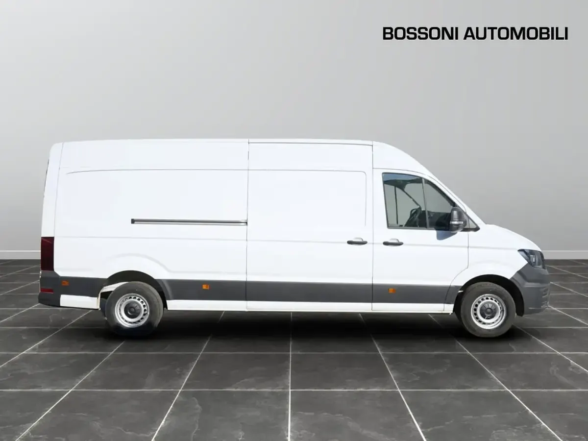 Usata VW Crafter Business 140 CV (102 kW) 2024 Bianco Furgone