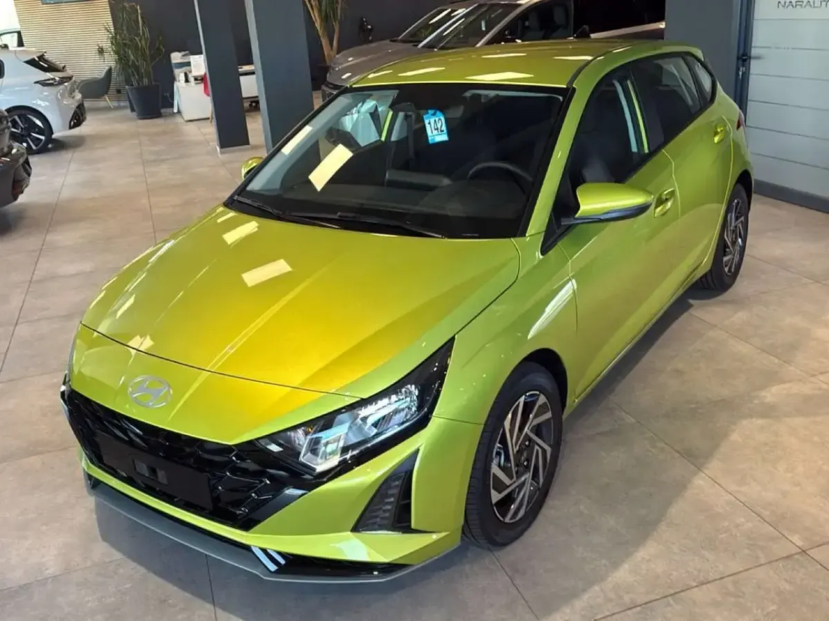 Nuova Hyundai i20 90 CV (66 kW) 2026 Verde Utilitaria