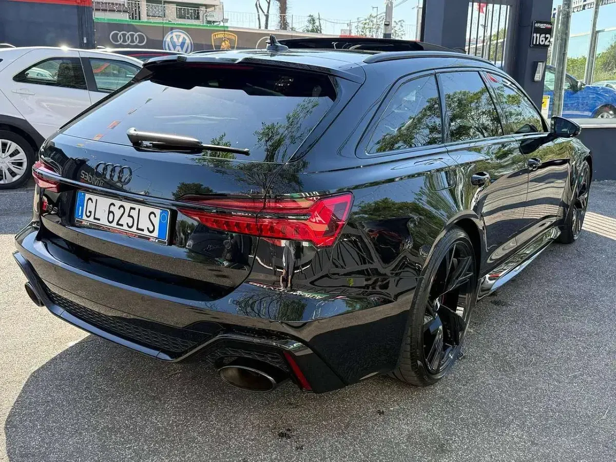 Usata Audi RS6 600 CV (441 kW) 2020 Nero Station wagon