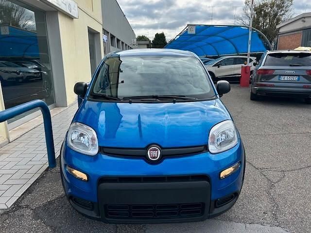 Usata Fiat Panda Cross Cross 70 CV (51 kW) 2024 Blu Utilitaria