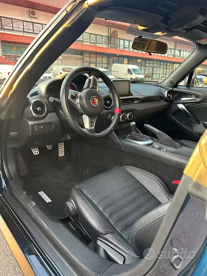 Usata Abarth 124 Spider 170 CV (125 kW) 2018 Bluazzurro Cabrio