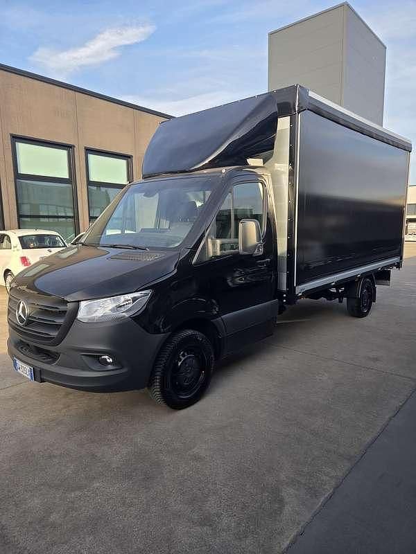 Usata Mercedes Sprinter 170 CV (125 kW) 2024 Nero Furgone