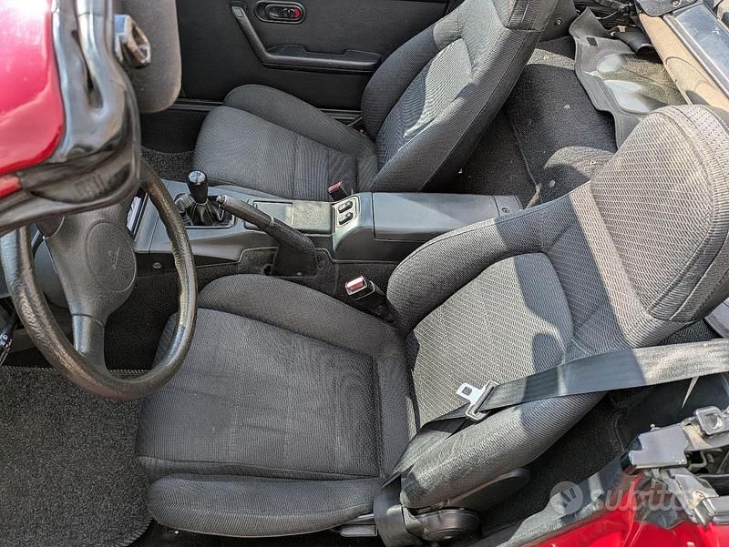 Usata Mazda MX5 118 CV (86 kW) 1990 Rosso Cabrio