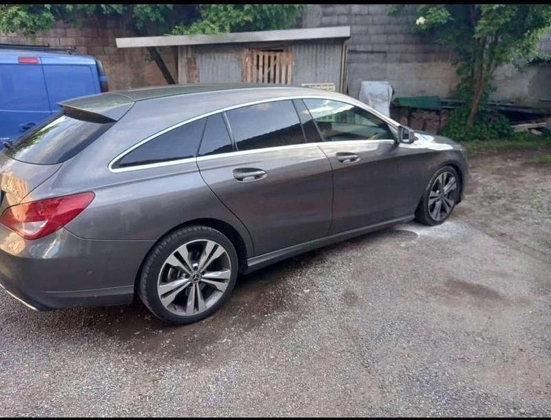 Usata Mercedes CLA200 Shooting Brake 136 CV (100 kW) 2018 Grigio Station wagon