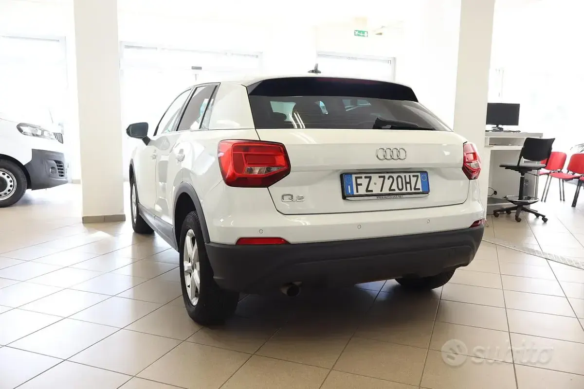 Usata Audi Q2 Business 116 CV (85 kW) 2019 Bianco SUV