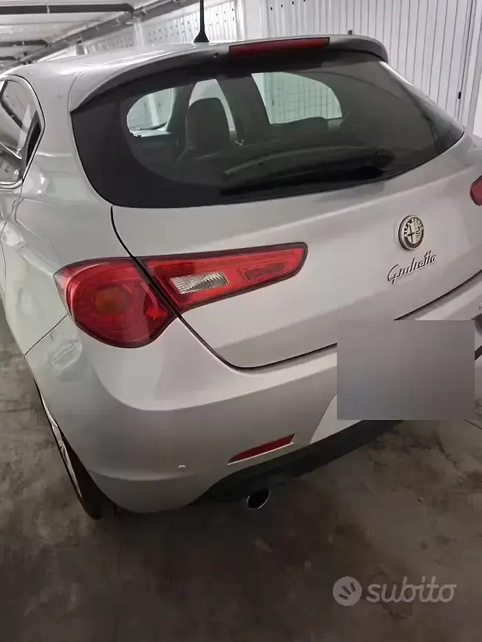 Usata Alfa Romeo Giulietta 105 CV (77 kW) 2015 Grigio Utilitaria