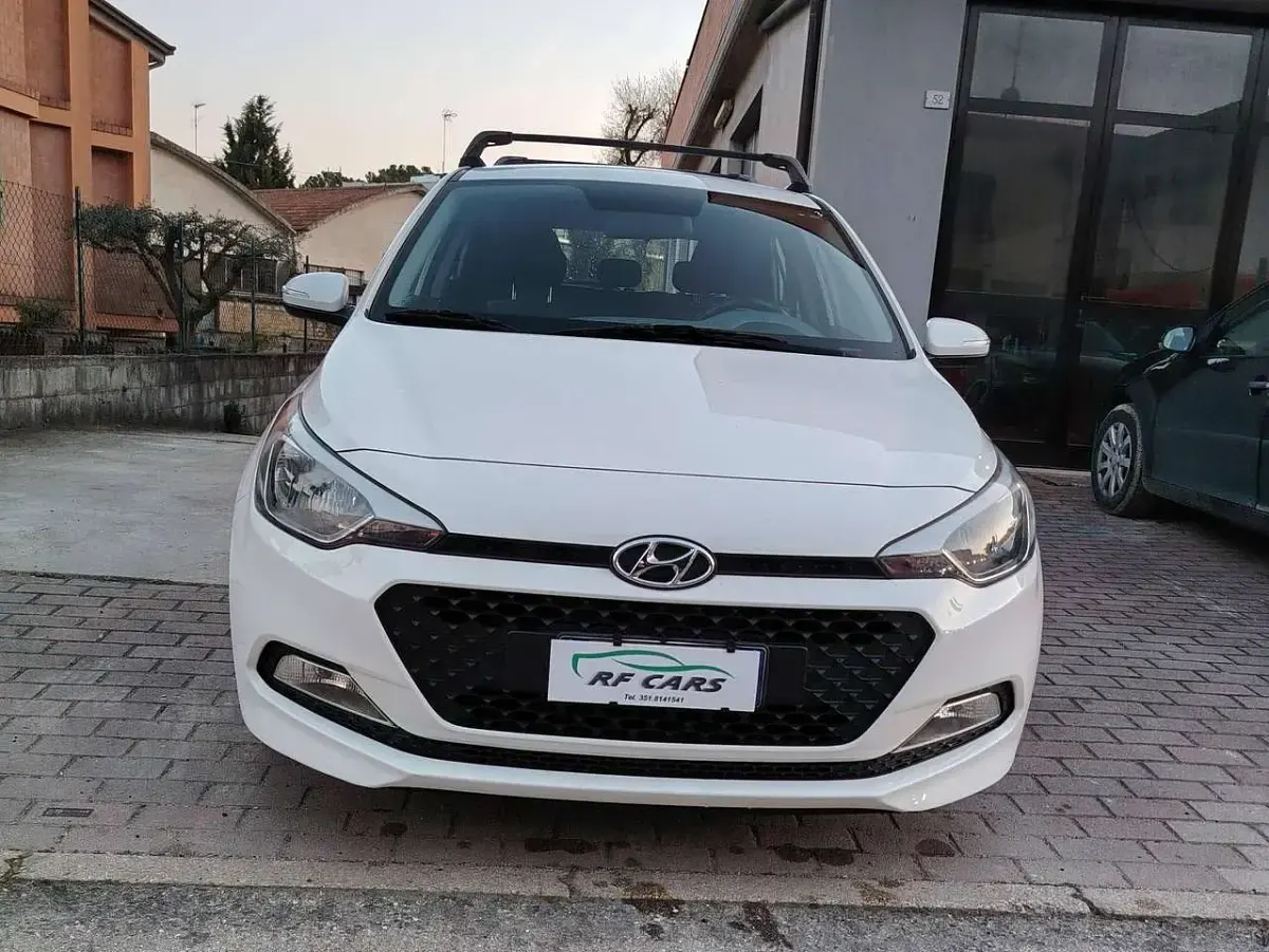 Usata Hyundai i20 Classic 75 CV (55 kW) 2017 Bianco Utilitaria