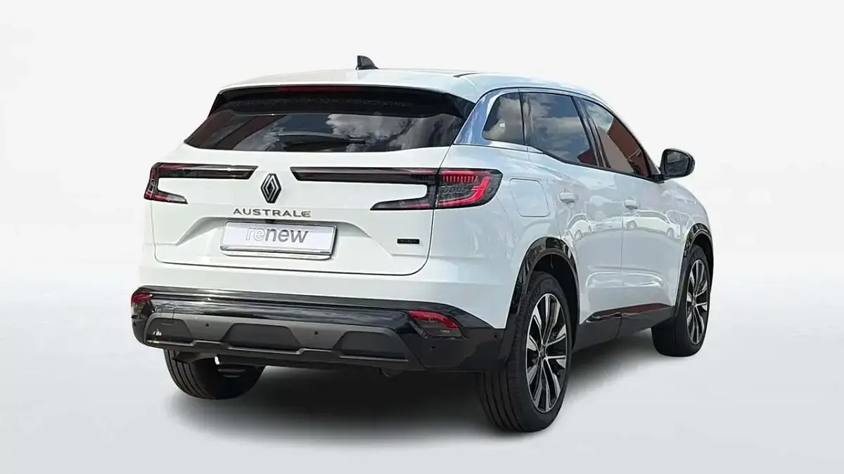 Usata Renault Austral Techno 199 CV (146 kW) 2024 Bianco SUV