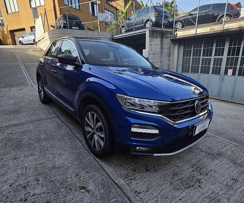 Usata VW T-Roc Style 116 CV (85 kW) 2019 Blu/azzurro(met.) SUV
