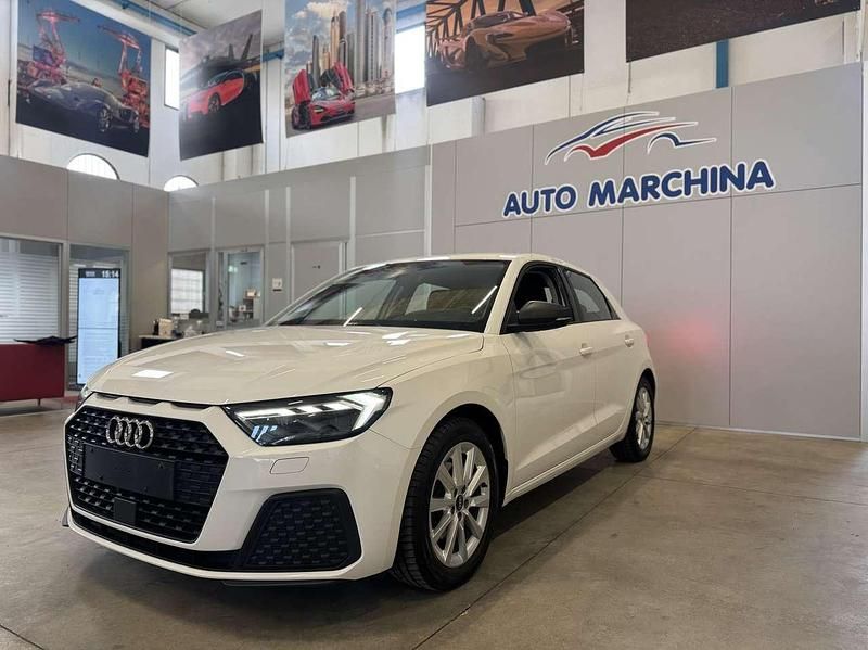 Bianco Usata 2021 Audi A1 Ambiente Tre volumi | 20.300 € (Ottimo prezzo) - Immagine 1/4