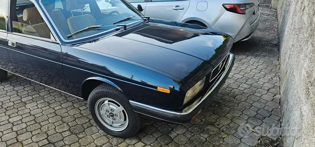 Usata Lancia 2000 1970 Blu Berlina