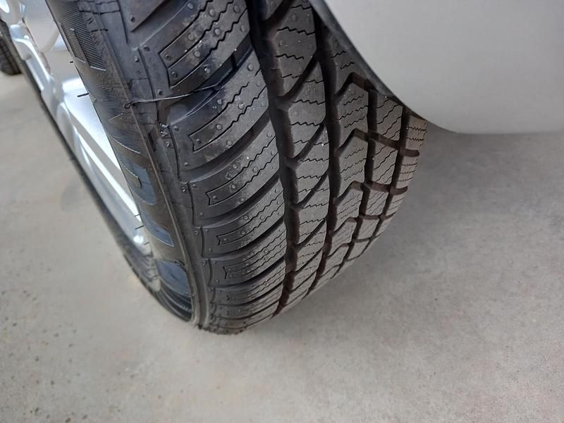 Usata Fiat Punto Lounge 85 CV (62 kW) 2014 Grigio Berlina